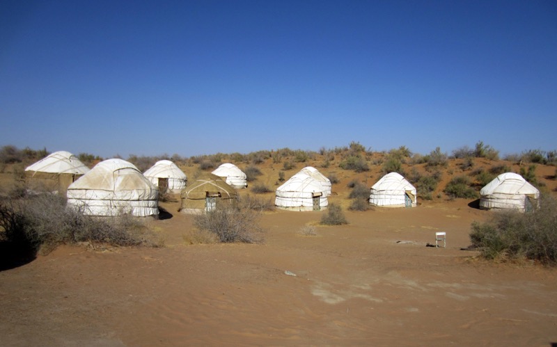 A traditional yurt camp in the Kyzyl Kum Desert. Photo credit: Abdu Samadov