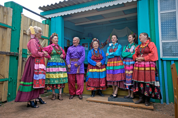 An unforgettable MIR Signature Experience is listening to Siberian Old Believers sing, and joining them for dinner. Photo credit: Helge Pedersen