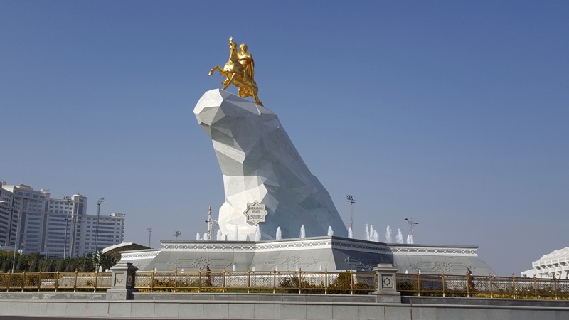 Ashgabat’s Golden Horse Monument features current Turkmen president Gurbanguly Berdimuhammedov riding an Akhal-Teke, Turkmenistan’s national horse. Photo credit: Kevin Testa