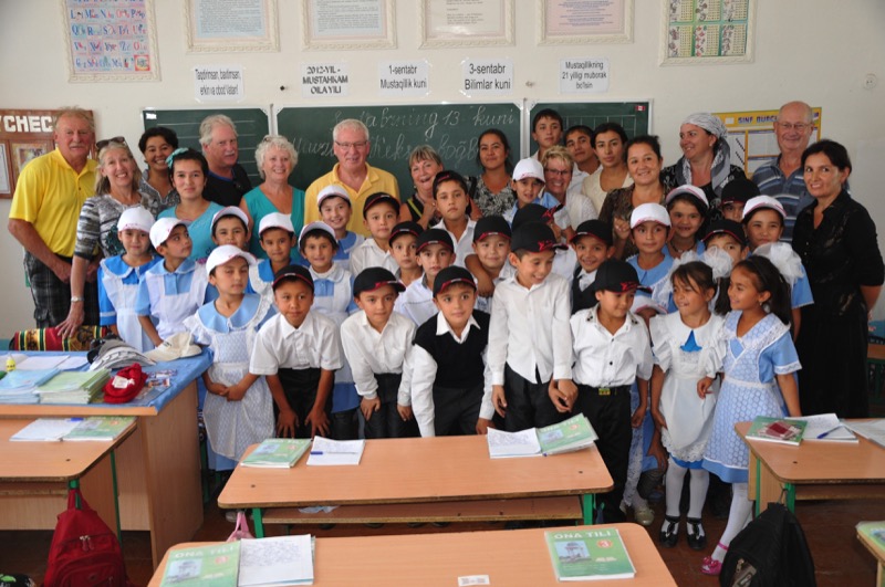 Meeting with a classroom of schoolchildren in Bukhara, Uzbekistan. Photo credit: Russ Cmolik & Ellen Cmolik