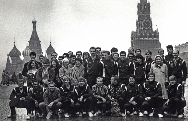 42 U.S. volleyball players and support – two men’s teams and one women’s – played their Soviet counterparts in 1987. Photo credit: Steve Richmond