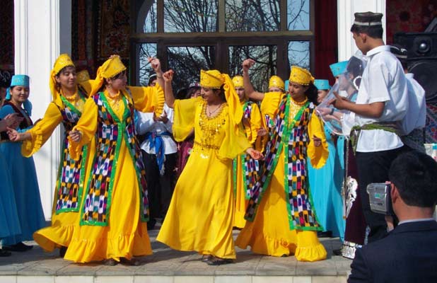 Dancing in Samarkand, Uzbekistan during the springtime Central Asian celebration of Navruz. Photo credit: Abdu Samadov